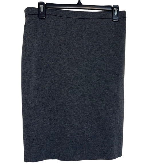 J. Crew 365, grey, lined, pencil skirt. Size 4 GUC - Picture 3 of 6